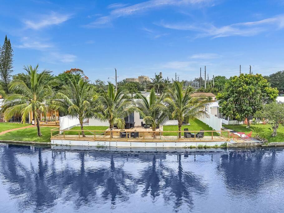פורט לודרדייל 5-Star Lakefront Oasis In Hollywood-Hard Rock Casino מראה חיצוני תמונה